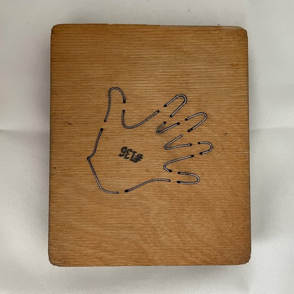 AccuCut Baby Hand Sm Die #B1003S Vintage, Small Baby Hand Die - Picture 1 of 3